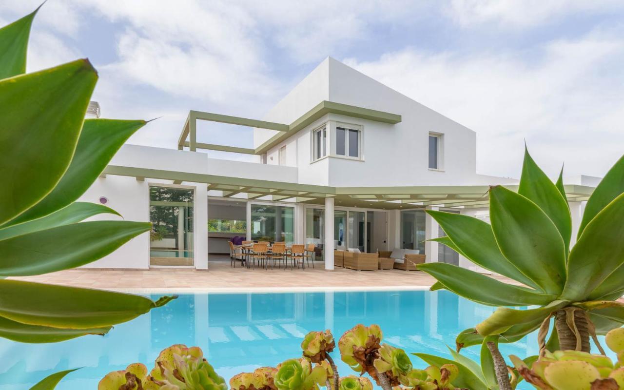 Villa Santandria Grupo Seranova Luxury Hotel Ситадела Екстериор снимка