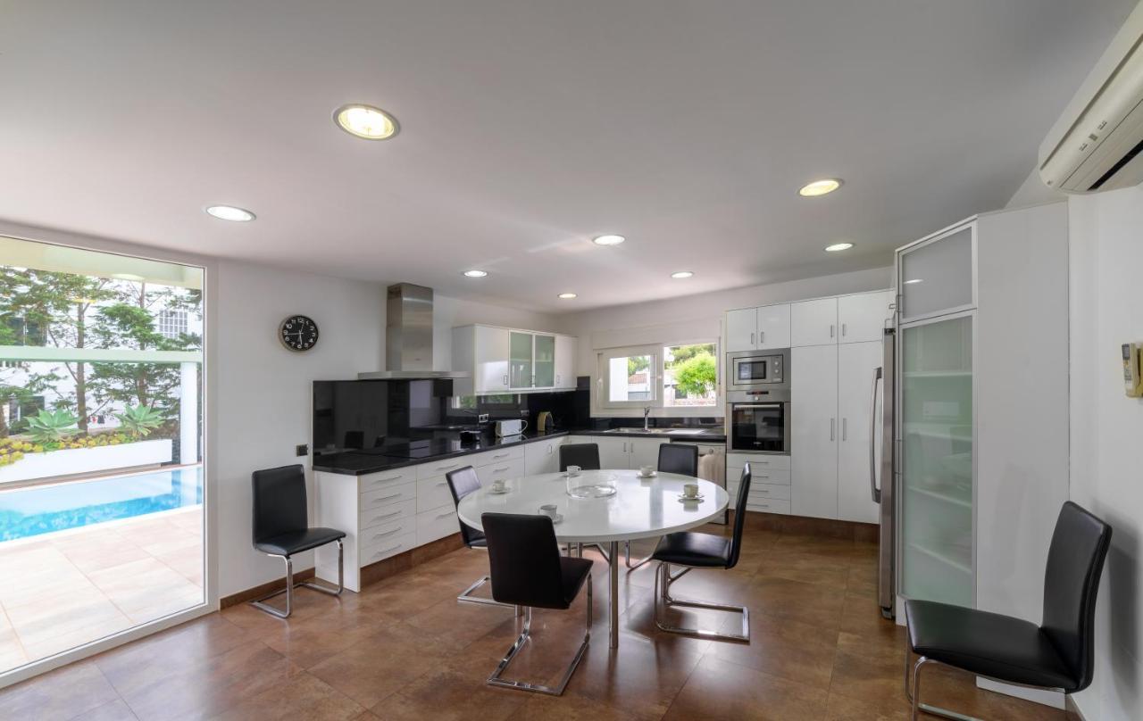 Villa Santandria Grupo Seranova Luxury Hotel Ситадела Екстериор снимка